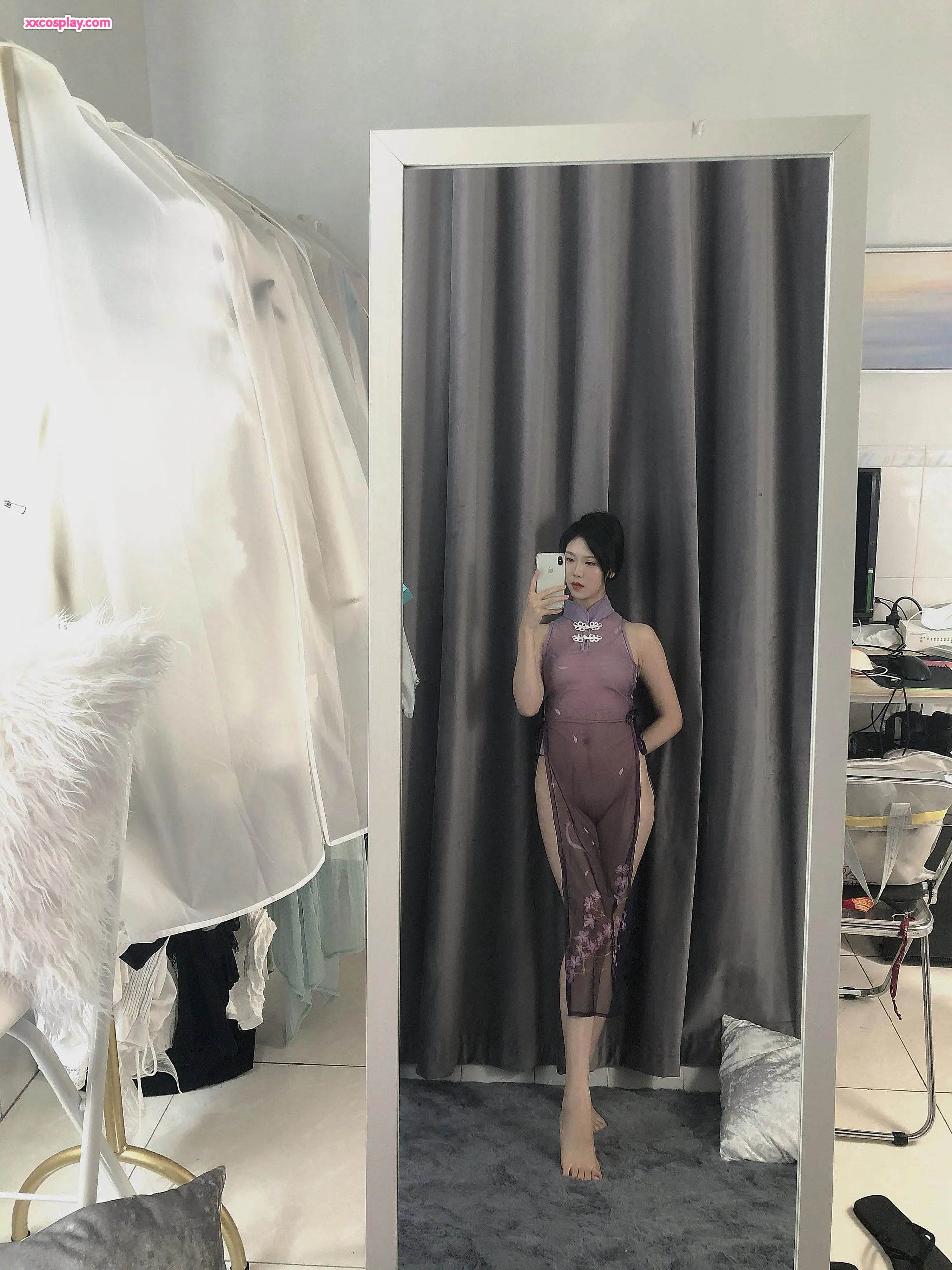 Dou Niang Li Shi - Qipao Tím Quyến Rũ